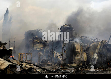 Salo, Finlande. 14 septembre, 2018. Le feu détruit la production et les bureaux d'Kynttila-Tuote fabricant bougie finlandais Oy. Credit : Taina Sohlman Banque D'Images