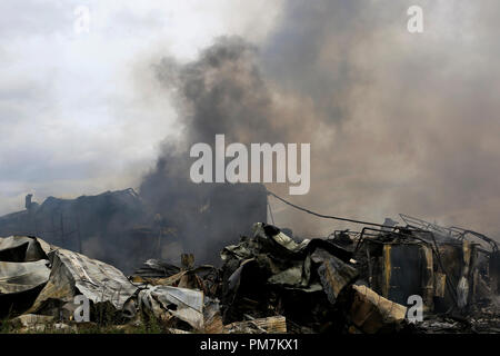 Salo, Finlande. 14 septembre, 2018. Le feu détruit la production et les bureaux d'Kynttila-Tuote fabricant bougie finlandais Oy. Credit : Taina Sohlman Banque D'Images