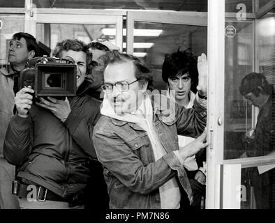 Publicité studio film still de 'Dog jour après-midi' Réalisateur Sidney Lumet, Al Pacino 1975 Warner Brothers référence #  31202 Fichier 766THA Banque D'Images