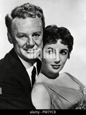 (Archivage classique du cinéma - Rétrospective) Elizabeth Taylor Elizabeth Taylor, et Van Johnson, "La dernière fois que j'ai vu Paris' 1954 MGM Référence de dossier #  31559 003THA Banque D'Images