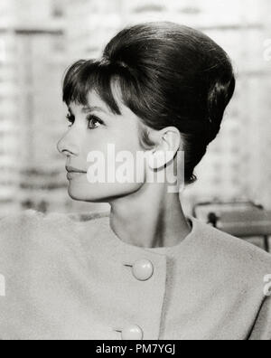 (Archivage classique du cinéma - Audrey Hepburn rétrospective) Audrey Hepburn, vers 1961 référence #  31569 009THA Banque D'Images