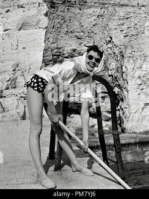 (Archivage classique du cinéma - Audrey Hepburn rétrospective) Audrey Hepburn, vers 1950 référence #  31569 041THA Banque D'Images