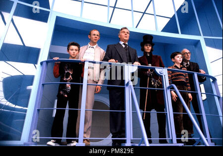 Charlie et la Chocolaterie Jordan Fry, Adam Godley, James Fox, Johnny Depp, Freddie Highmore, David Kelly Banque D'Images