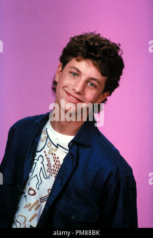 Publicité studio de 'encore des douleurs de croissance' Kirk Cameron 1985 Banque D'Images