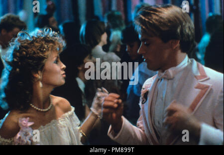 Publicité studio toujours de 'Valley Girl' Deborah Foreman, Michael Bowen © 1983 Tous droits réservés l'Atlantique Référence de fichier #  31708036THA pour un usage éditorial uniquement Banque D'Images