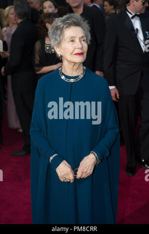 Emmanuelle Riva, Oscar®-prête-nom pour l'actrice dans un rôle principal, arrive pour les Oscars® au Théâtre Dolby® à Hollywood, CA, le 24 février 2013. Banque D'Images