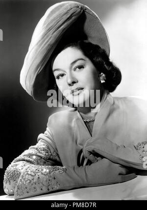 Rosalind Russell, vers 1946 référence #  31955 359THA Banque D'Images