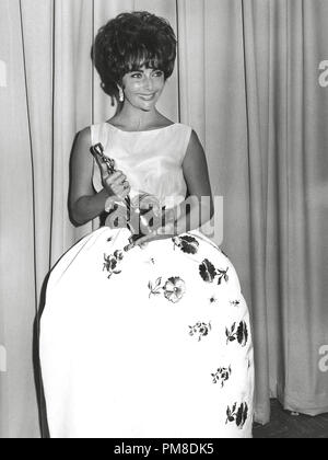 Elizabeth Taylor à la 33e édition des Oscars, 1961 #  de référence de fichier 31955 618THA Banque D'Images