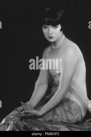 (Archival Classic Cinema - rétrospective Louise Brooks) Louise Brooks, vers 1925 référence du dossier 31500 001THA Banque D'Images