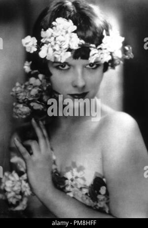 (Archival Classic Cinema - rétrospective Louise Brooks) Louise Brooks, vers 1924 référence du dossier 31500 007THA Banque D'Images