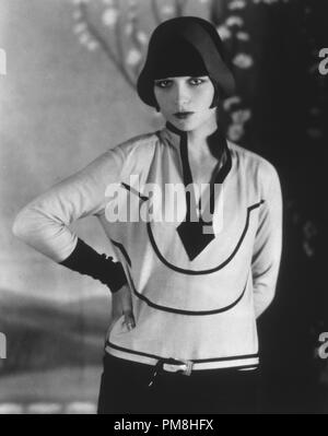 (Archival Classic Cinema - rétrospective Louise Brooks) Louise Brooks, vers 1927 référence du dossier 31500 013THA Banque D'Images