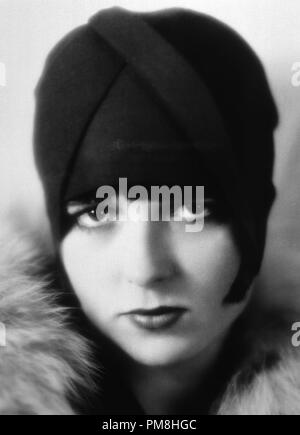 (Archival Classic Cinema - rétrospective Louise Brooks) Louise Brooks, vers 1925 référence du dossier 31500 020THA Banque D'Images