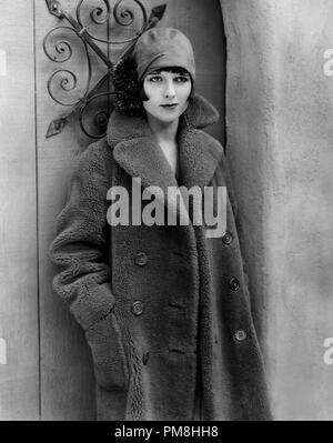 (Archival Classic Cinema - rétrospective Louise Brooks) Louise Brooks, vers 1925 référence du dossier 31500 035THA Banque D'Images