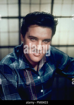 (Archival Classic Cinema - rétrospective Elvis Presley) Elvis Presley, vers 1958 référence du fichier 31616 076THA Banque D'Images