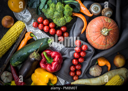 Assortiment de légumes frais. Banque D'Images