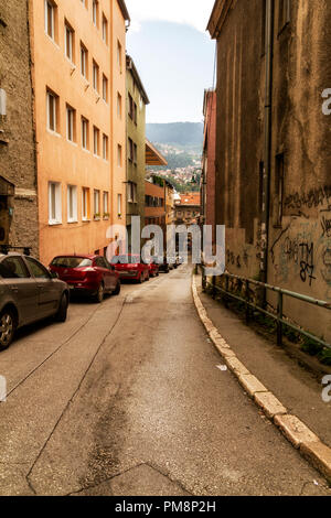 SARAJEVO / Bosnie-herzégovine - septembre 2, 2018 : l'un des street, à proximité du centre de Sarajevo, Bosnie-Herzégovine Banque D'Images