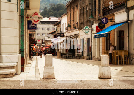 SARAJEVO / Bosnie-herzégovine - septembre 2, 2018 : Sarajevo street dans le centre de ville. Banque D'Images