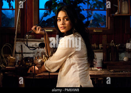 VANESSA HUDGENS comme Kailani en ligne nouveaux cinémas aventure familiale Voyage 2 : L'île mystérieuse, un Warner Bros Pictures version. Banque D'Images