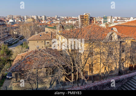 Sofia, Bulgarie - 15 mars 2014 : vue panoramique exceptionnelle de la ville de Haskovo - du Monument de la Vierge Marie , Bulgarie Banque D'Images