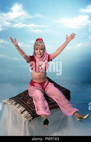 Photo du film ou encore à partir de la publicité "Je rêve encore de Jeannie' Barbara Eden 1991 Tous droits réservés de la référence du fichier #  31527116THA pour un usage éditorial uniquement Banque D'Images