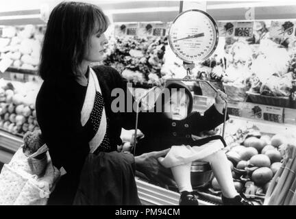 Publicité studio toujours de 'baby boom' Diane Keaton, Kristina Kennedy © 1987 United Artists Tous Droits Réservés #  de référence fichier 31697319THA pour un usage éditorial uniquement Banque D'Images