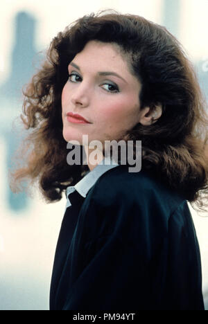 Publicité studio toujours de 'la couleur de l'argent' Mary Elizabeth Mastrantonio © 1986 Films Touchstone Référence de fichier #  31700075THA pour un usage éditorial uniquement Banque D'Images