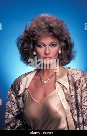 Publicité studio de toujours "Les Colbys" Stephanie Beacham 1985 Banque D'Images