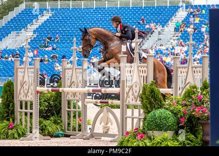 Tom Mcewan. Toledo de Kerser. GBR. Jour 6 Concours complet Saut d'obstacles. Les Jeux équestres mondiaux. WEG 2018 Tryon. La Caroline du Nord. USA. 17/09/2018. Banque D'Images