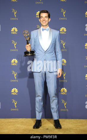 Los Angeles, CA, USA. 17 Sep, 2018. John Mulaney dans la salle de presse à la 70e Primetime Emmy Awards lors du Microsoft Theatre de Los Angeles, Californie le 17 septembre 2018. Credit : Faye Sadou/media/Alamy Punch Live News Banque D'Images