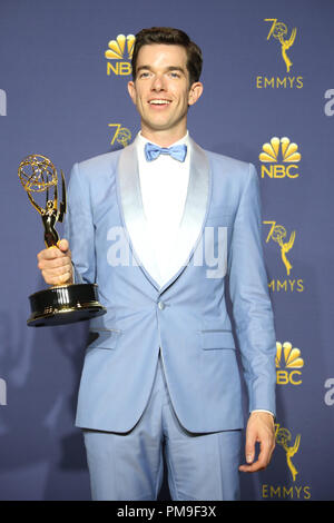 Los Angeles, CA, USA. 17 Sep, 2018. John Mulaney dans la salle de presse à la 70e Primetime Emmy Awards lors du Microsoft Theatre de Los Angeles, Californie le 17 septembre 2018. Credit : Faye Sadou/media/Alamy Punch Live News Banque D'Images