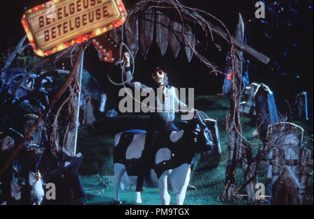 Publicité studio toujours de 'Beetlejuice' Michael Keaton © 1988 Warner Tous Droits Réservés #  de référence fichier 31694340THA pour un usage éditorial uniquement Banque D'Images
