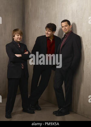 Angus T. Jones, Charlie Sheen, Jon Cryer "Deux hommes et demi' Saison 6 (2008 - 2009) Banque D'Images