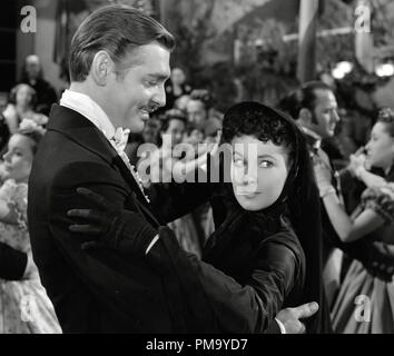 Studio publicité Still : 'Gone with the Wind' Vivien Leigh et Clark Gable 1939 MGM référence de fichier # 31780 083THA Banque D'Images