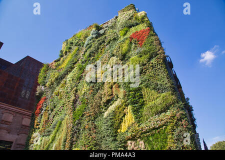 Madrid, Espagne, Octobre 2017-16 : Caixa Forum Landmark Building Banque D'Images
