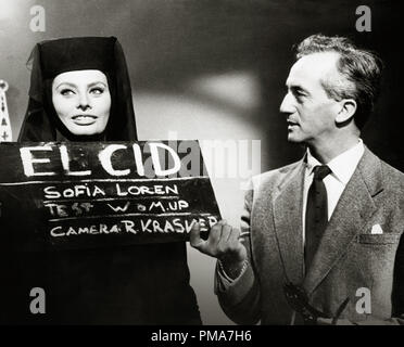 Sophia Loren sur le tournage du film 'El Cid', 1961 Allied Artists référence #  32263 469THA Banque D'Images