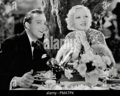 Bing Crosby et Marion Davies, 'Going Hollywood', 1933 Référence de dossier MGM 32263 728THA Banque D'Images