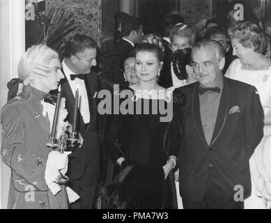 Le Prince Rainier et la Princesse Grace de Monaco,1969 référence #  32263 Fichier 825THA Banque D'Images