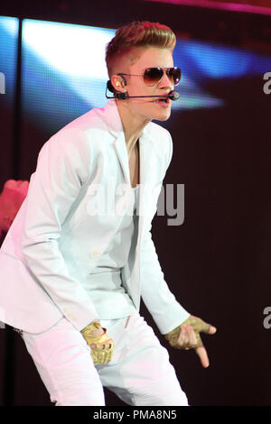 Justin Bieber se produit en concert à l'American Airlines Arena de Miami, Floride le 26 janvier 2013. Banque D'Images