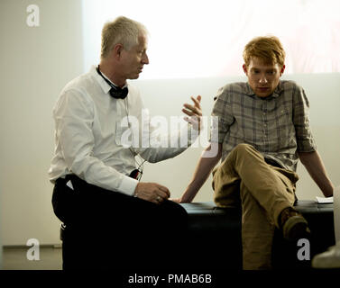 (L à R) scénariste/réalisateur Richard Curtis et Donald MORMAER GLEESON comme Tim sur l'ensemble de 'temps' Banque D'Images