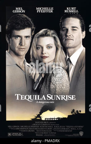 'Tequila Sunrise' --NOUS Poster 1988 Warner Bros., Mel Gibson, Michelle Pfeiffer, Kurt Russell Référence #  32509 Fichier 351THA Banque D'Images