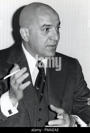 Telly Savalas, star de "Kojak", vers 1973 © CCR /Le Hollywood Archive - Tous droits réservés référence #  32509 726THA Banque D'Images