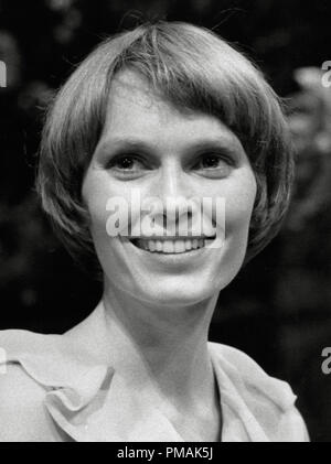 Mia Farrow, 1972 #  de référence de fichier 33300 240 THA Banque D'Images