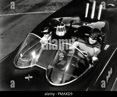 Adam West (Batman), Burt Ward (Robin), 'Batman' vers 1966 Warnet plat / ABC référence #  33300 430THA Banque D'Images