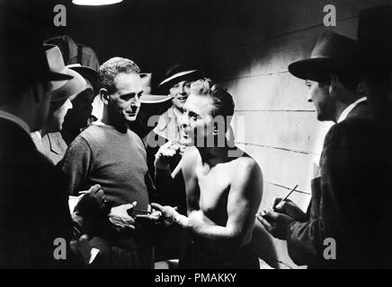 Paul Stewart, Kirk Douglas, 'Champion' (1949) United Artists référence #  33300 Fichier 585THA Banque D'Images