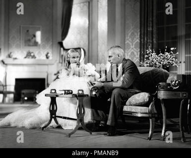 Photo de film/photo publicitaire de 'Twentieth Century' Carole Lombard, réalisatrice Harold Hawks 1934 Columbia - pas de publication - pour usage éditorial seulement référence de fichier # 33505 488THA Banque D'Images