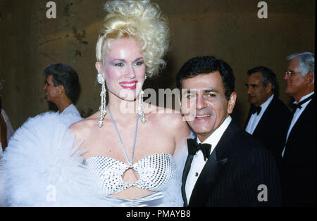 Jean Kasem, Casey Kasem vers 1982 référence #  32557 130 THA Banque D'Images