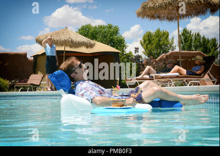 Bob Odenkirk que Jimmy l'Université McGill et Rhea Seehorn comme Kim Wexler - mieux appeler Saul Saison 2, épisode 1 - Crédit photo : Ursula Coyote/Sony Pictures Television/AMC Banque D'Images