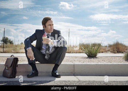 Bob Odenkirk comme Jimmy - McGill mieux appeler Saul Saison 2, Crédit photo : Ben Leuner/AMC Banque D'Images