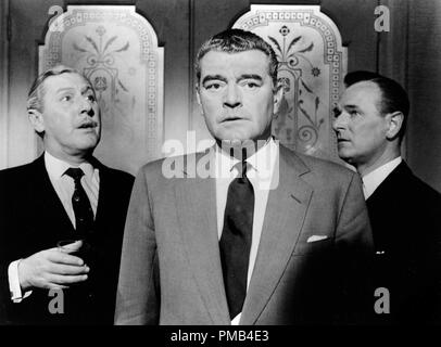 Robert Coote, Jack Hawkins, Nigel Patrick, "la ligue des gentlemen' (1960) British Lion Films de référence de dossier 33371 067THA Banque D'Images