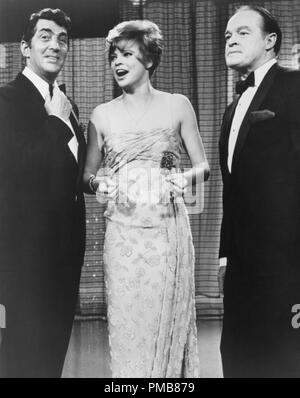 Dean Martin, Juliet Prowse et Bob Hope 'Le Doyen Martin Comedy Hour' (1965-1974) de référence de dossier NBC 32337 008THA Banque D'Images